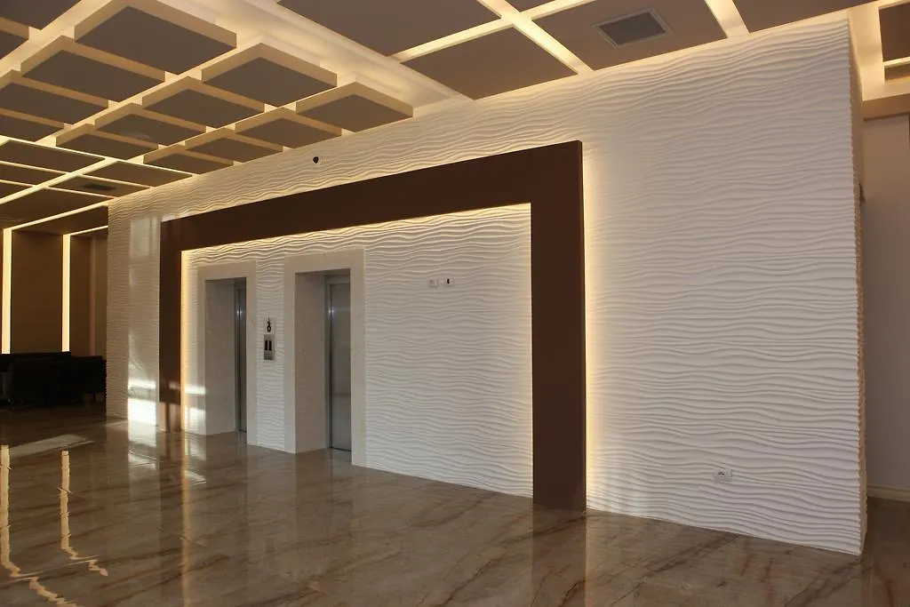 Hotel GRINT Golem